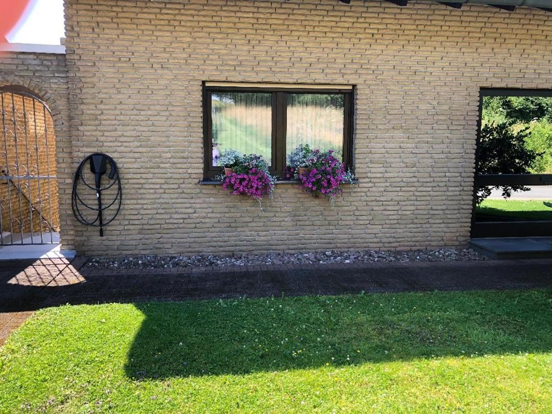 Ferienwohnung Brigitta Altenbeken Esterno foto